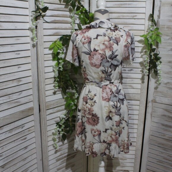 Paige Cardamon floral ruffle wrap dress (735) - Picture 8 of 16